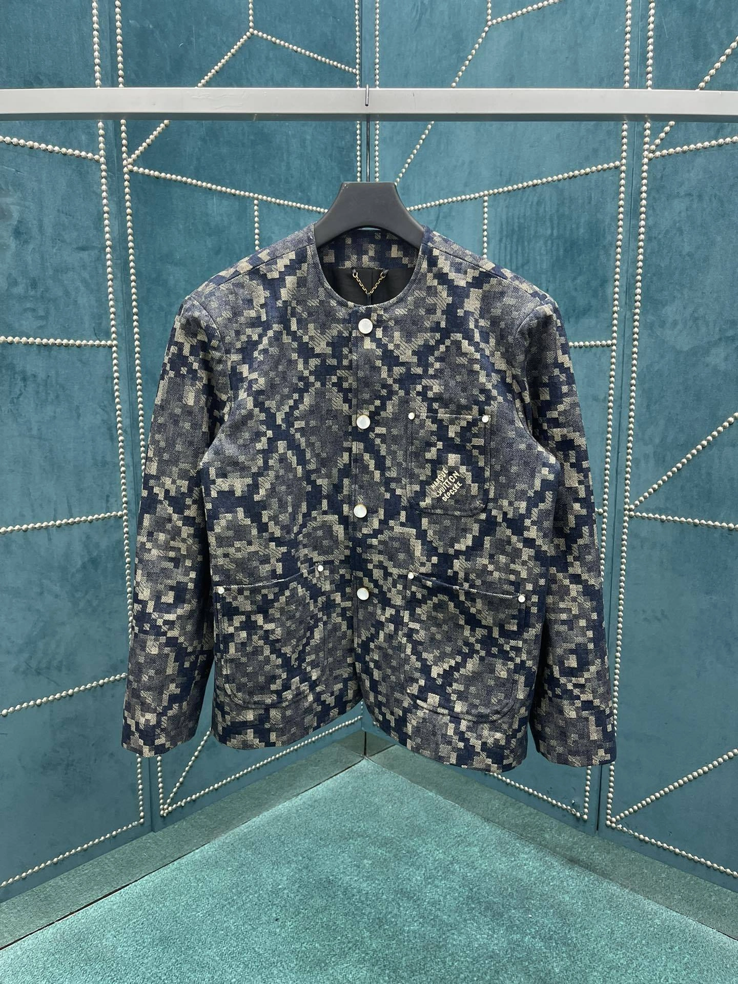 wg.luxury- 8V oversized item:E-F409D0511
